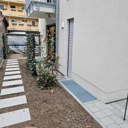 Apartment Modern Self Check In